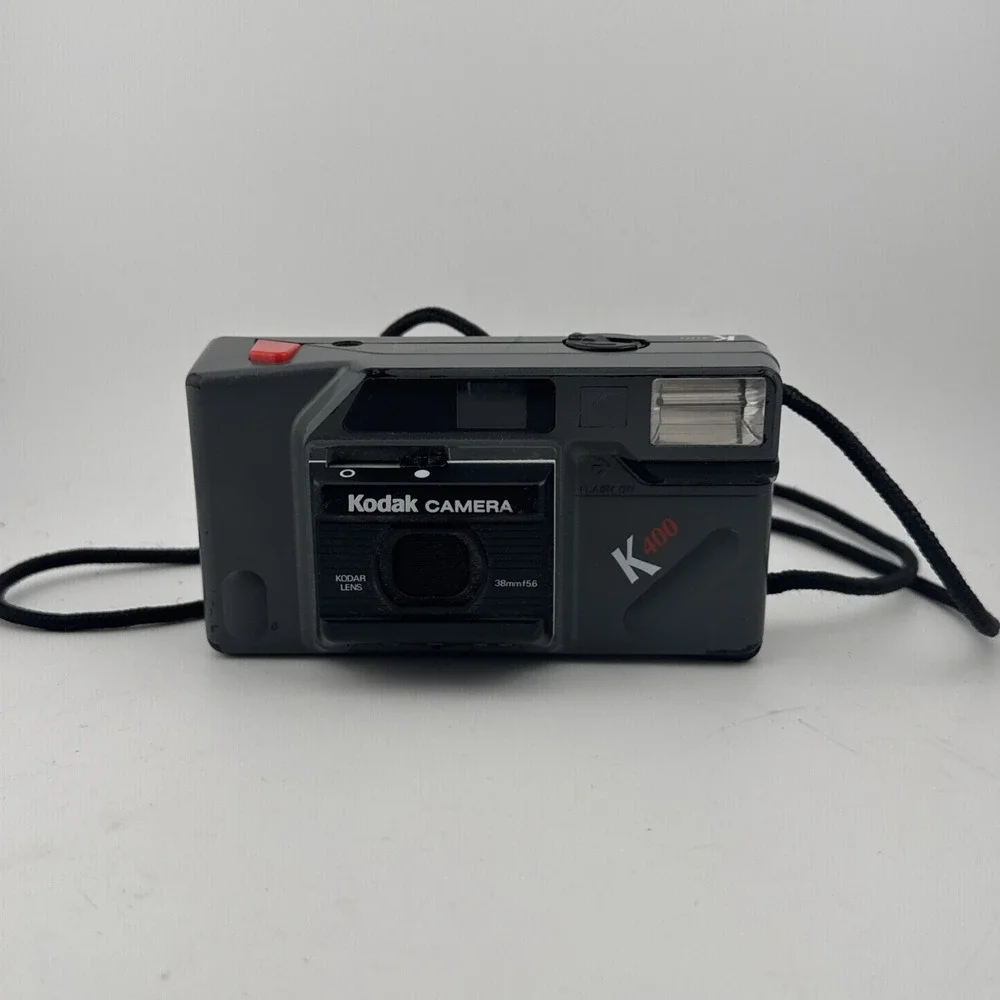 Kodak K400 Black 35mm Film VR35 Camera Built-in Electronic Flash Vintage Photo